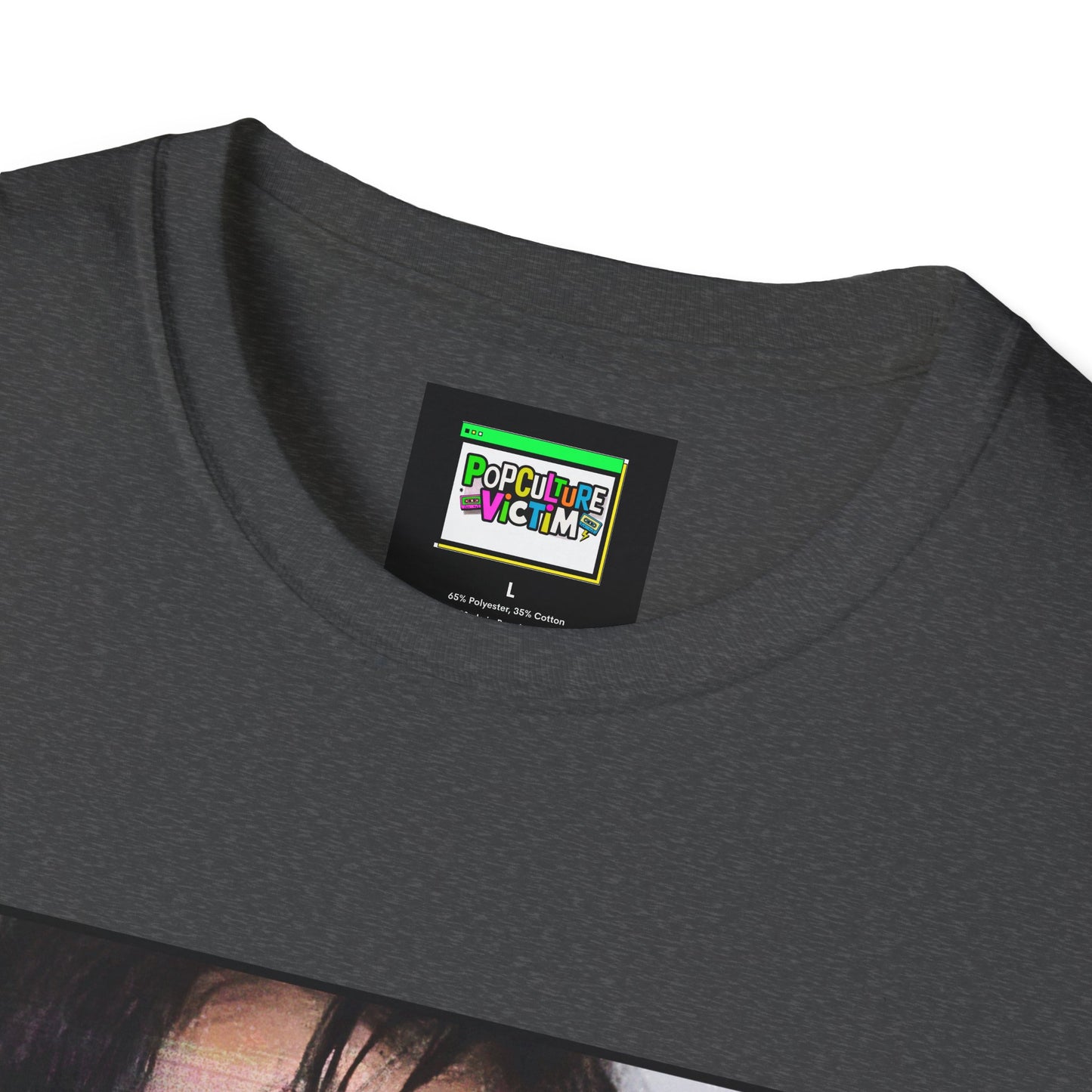 praying on her knees tee