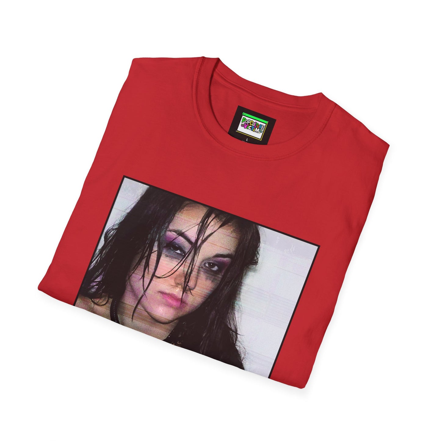 praying on her knees tee