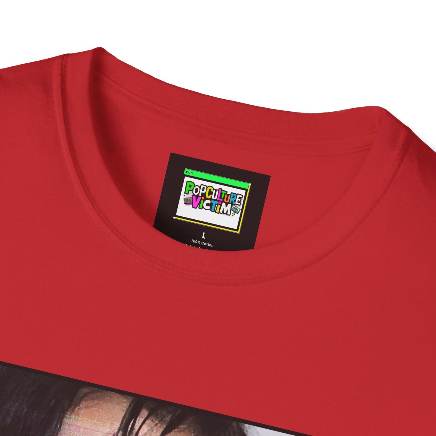 praying on her knees tee