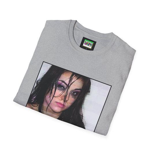 praying on her knees tee